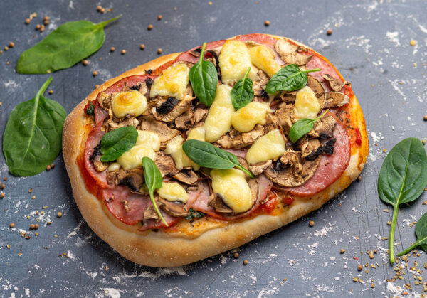 римская пицца с ветчиной и грибами в красноярске фото